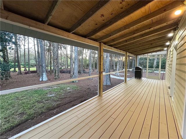 2240 16th AVE SW, Naples, FL 34117