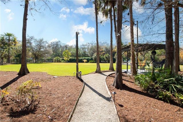 2240 16th AVE SW, Naples, FL 34117