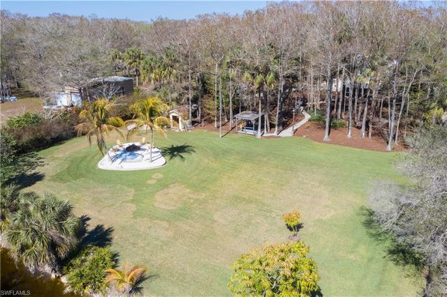 2240 16th AVE SW, Naples, FL 34117