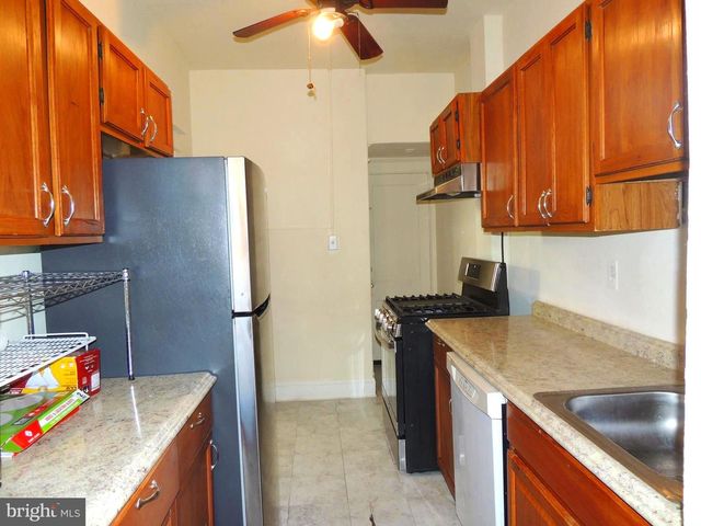 1465 GIRARD ST NW, Washington, DC 20009