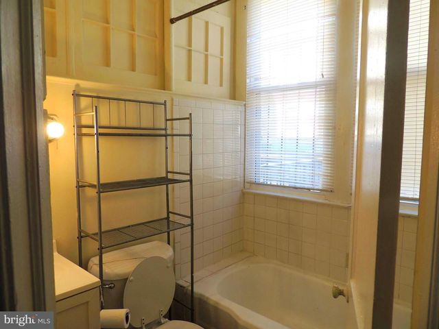 1465 GIRARD ST NW, Washington, DC 20009