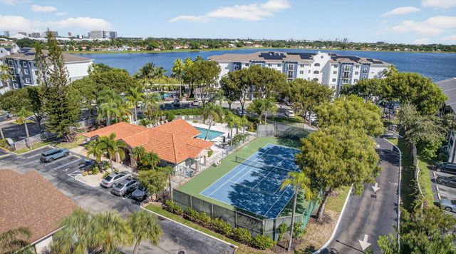 612 Executive Center Drive 3107, West Palm Beach, FL 33401