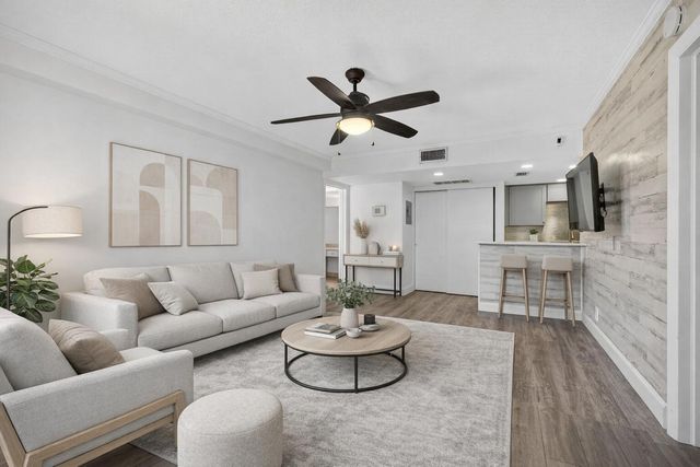 612 Executive Center Drive 3107, West Palm Beach, FL 33401