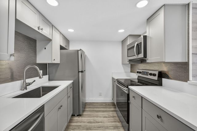 612 Executive Center Drive 3107, West Palm Beach, FL 33401