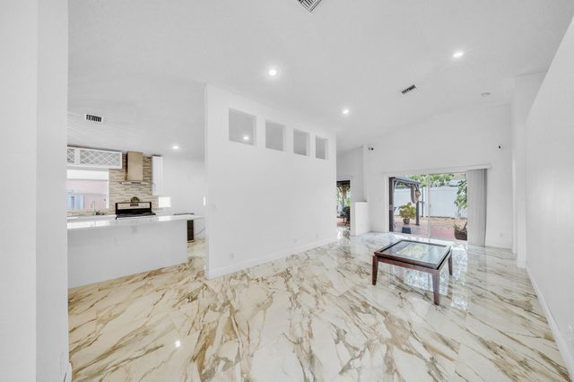 7249 Nautica Way, Lake Worth, FL 33467
