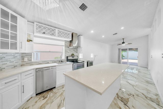 7249 Nautica Way, Lake Worth, FL 33467