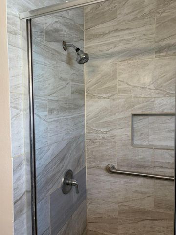 5962 Belarbor Street, Houston, TX 77033