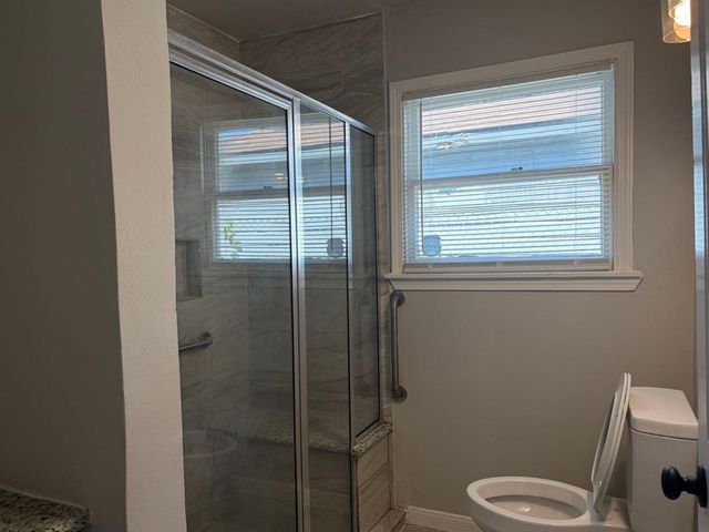 5962 Belarbor Street, Houston, TX 77033