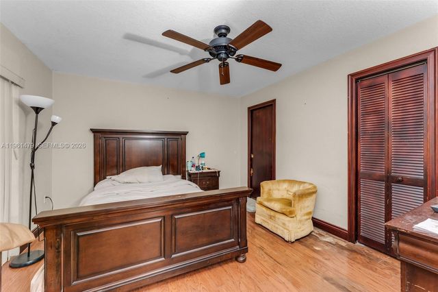 5961 SW 56th Ter, South Miami, FL 33143