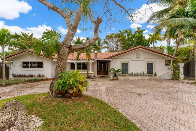 5961 SW 56th Ter, South Miami, FL 33143