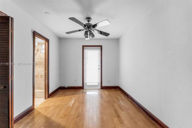 5961 SW 56th Ter, South Miami, FL 33143