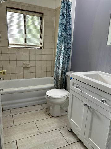 5302 Brobeck Street, Flint, MI 48532