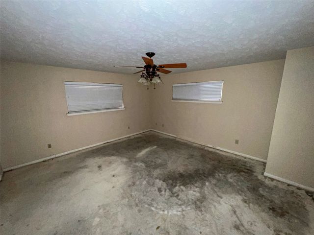 2612 Montclair Lane, Mesquite, TX 75150