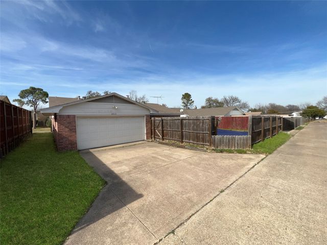 2612 Montclair Lane, Mesquite, TX 75150