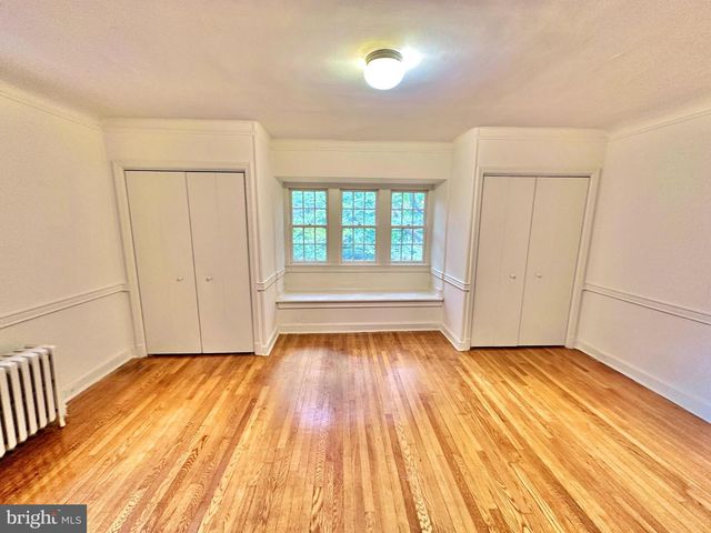 4422 GREENWICH PKWY NW, Washington, DC 20007