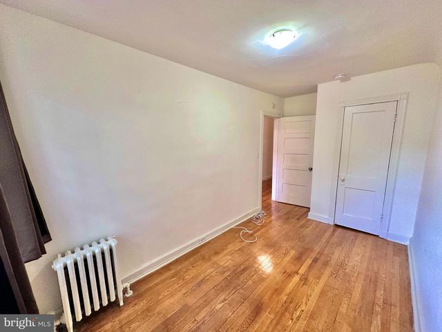 4422 GREENWICH PKWY NW, Washington, DC 20007