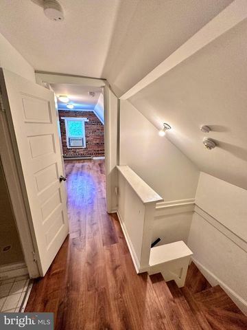 4422 GREENWICH PKWY NW, Washington, DC 20007