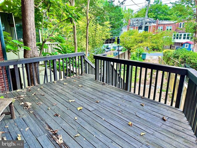 4422 GREENWICH PKWY NW, Washington, DC 20007