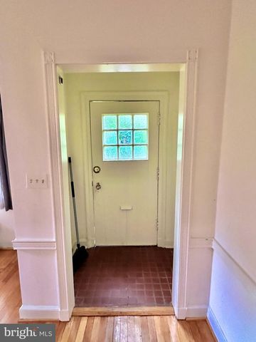 4422 GREENWICH PKWY NW, Washington, DC 20007