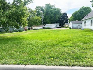 1703 Eustis Street, Lauderdale, MN 55113