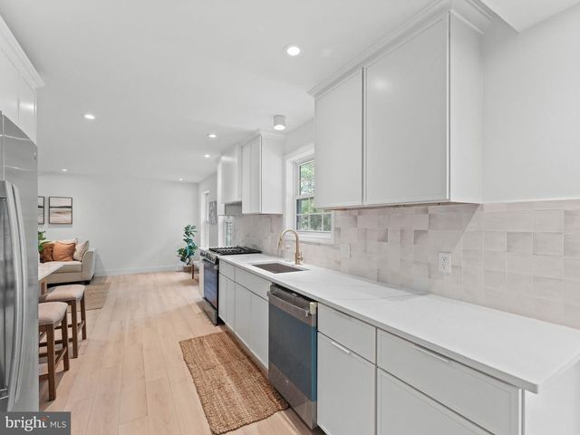 65 STEPHANIE DR, Franklinville, NJ 08322