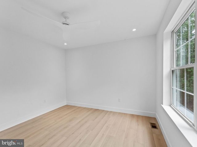 65 STEPHANIE DR, Franklinville, NJ 08322