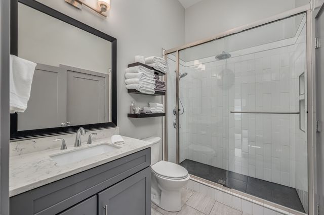 2407 8th Ave S Apt 211, Nashville, TN 37204