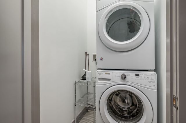 2407 8th Ave S Apt 211, Nashville, TN 37204