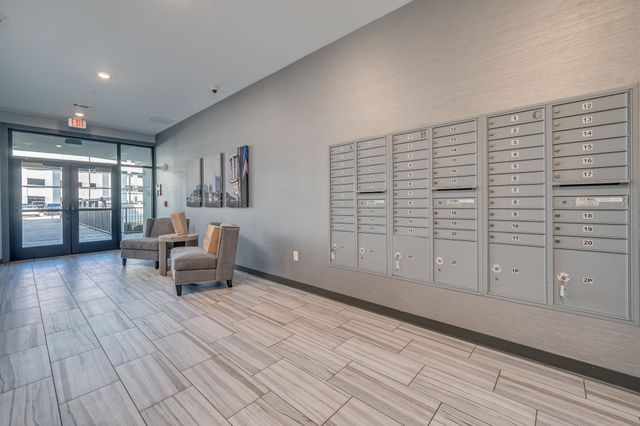 2407 8th Ave S Apt 211, Nashville, TN 37204