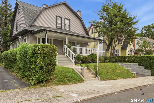 34 Harlem Avenue, Bridgeport, CT 06606