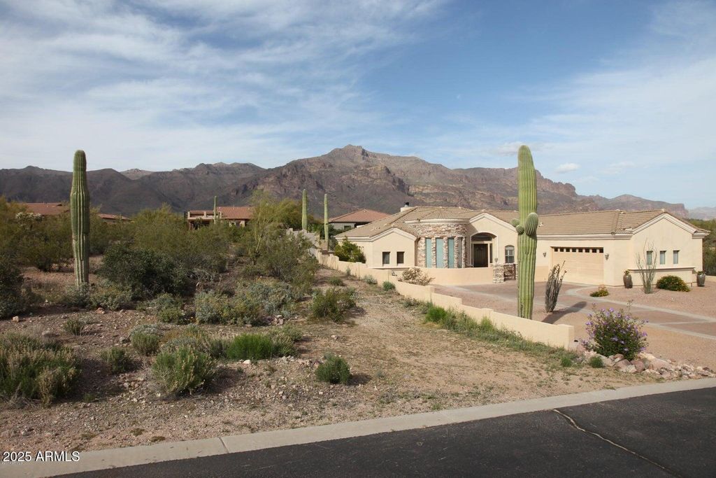 10584 E WALKING STICK Way 4, Gold Canyon, AZ 85118 — photo 3