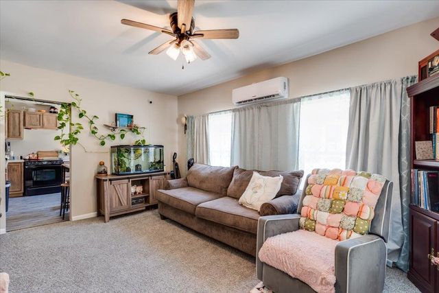 1121 N School, Augusta, KS 67010