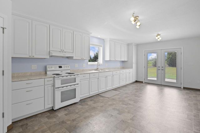 3909 16th PLACE, Kenosha, WI 53144