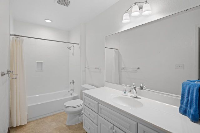 3909 16th PLACE, Kenosha, WI 53144