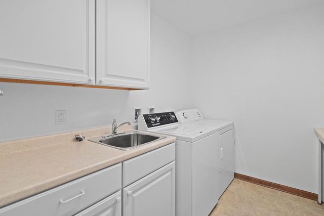 3909 16th PLACE, Kenosha, WI 53144