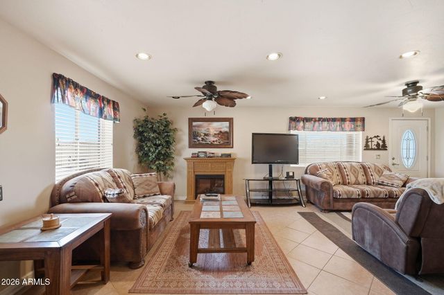 2238 N PLAZA Drive, Apache Junction, AZ 85120