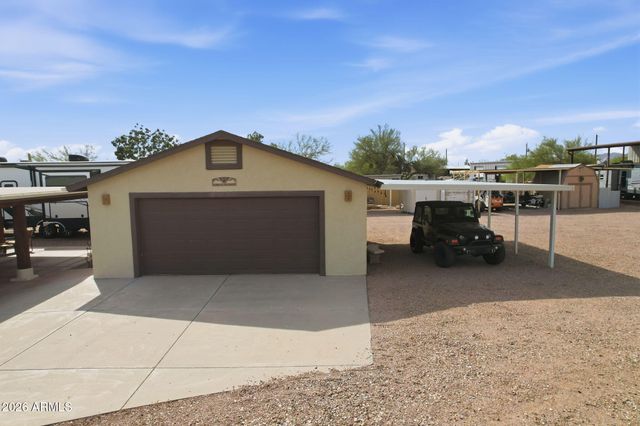 2238 N PLAZA Drive, Apache Junction, AZ 85120