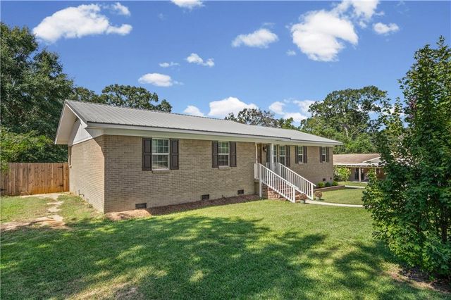 127 Ideal Drive, Saraland, AL 36571