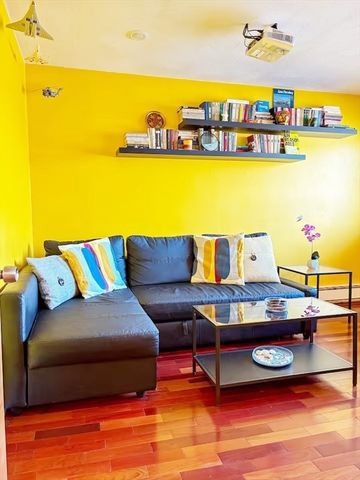 6 Norumbega Terrace 10, Waltham, MA 02453