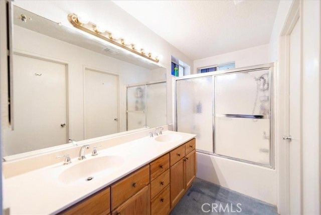 822 Oakhurst Drive, Pomona, CA 91767