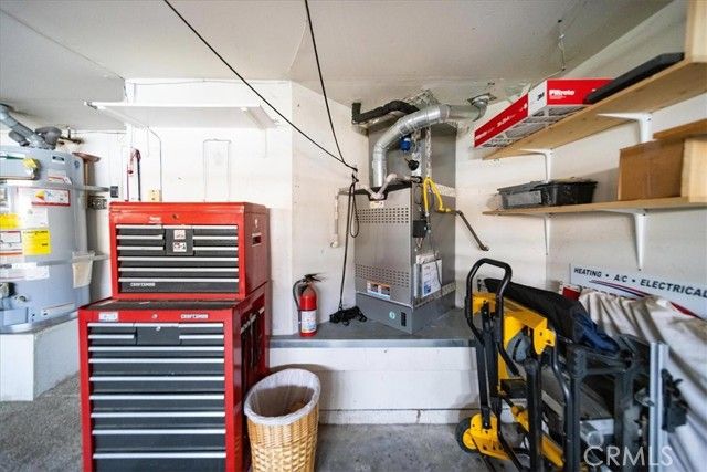 822 Oakhurst Drive, Pomona, CA 91767