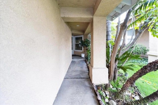 822 Oakhurst Drive, Pomona, CA 91767