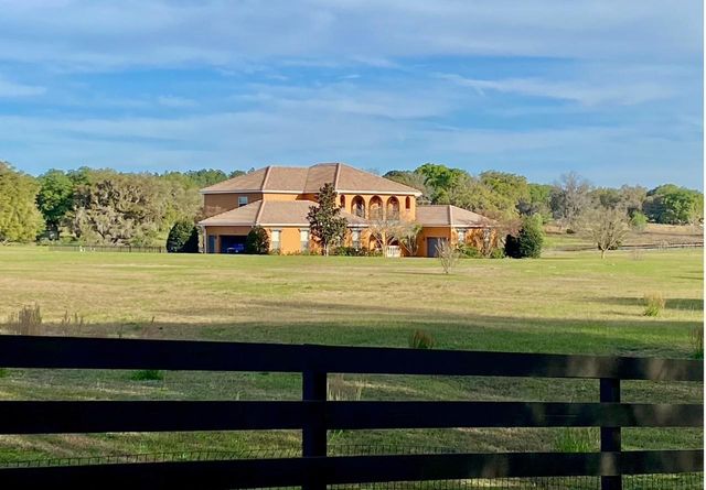 20832 HUNTER HILL DRIVE, Dade City, FL 33523