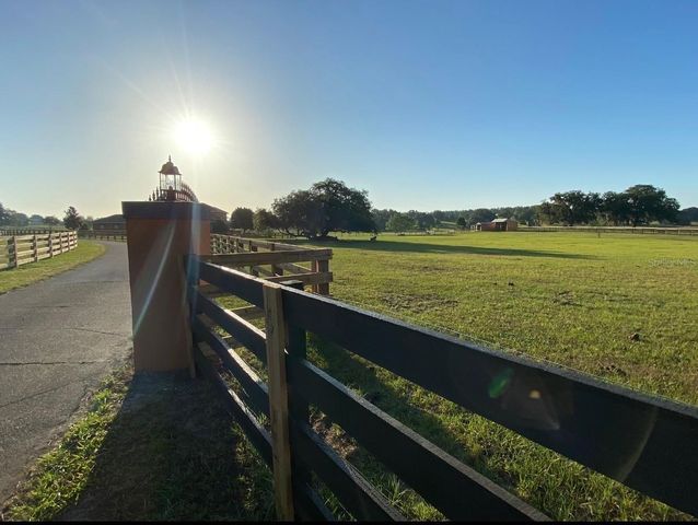 20832 HUNTER HILL DRIVE, Dade City, FL 33523