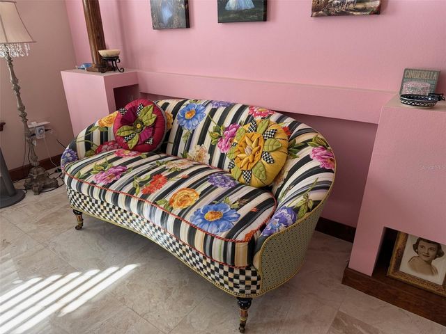 20832 HUNTER HILL DRIVE, Dade City, FL 33523