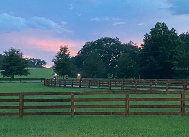 20832 HUNTER HILL DRIVE, Dade City, FL 33523