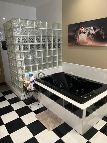 20832 HUNTER HILL DRIVE, Dade City, FL 33523