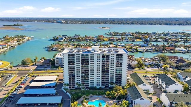 400 ISLAND WAY 312, Clearwater Beach, FL 33767