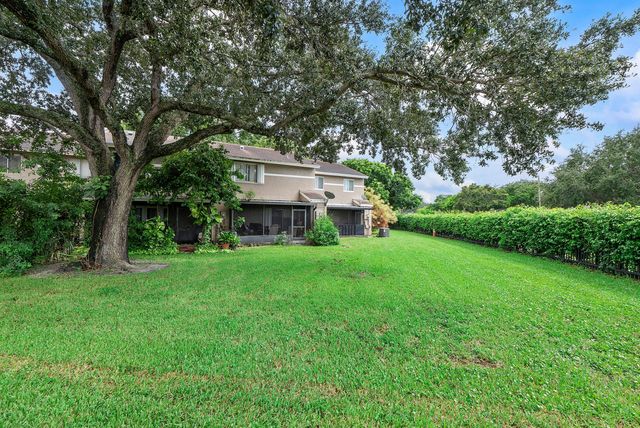 1469 SUSSEX Drive, North Lauderdale, FL 33068