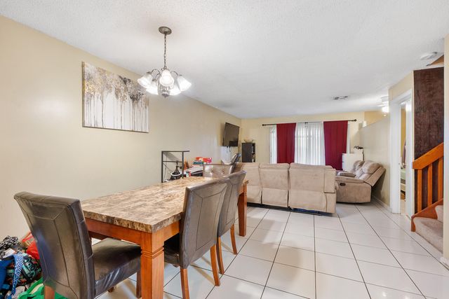 1469 SUSSEX Drive, North Lauderdale, FL 33068